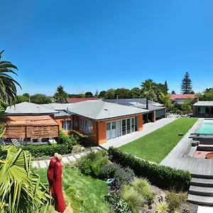 Apartment Garten Mit Pool, 2 Schlafzimmer, Cape Town